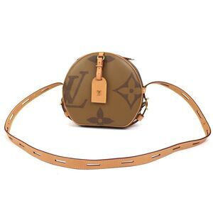 Louis Vuitton Boite Chapeau Supple Giant Monogram Shoulder Bag